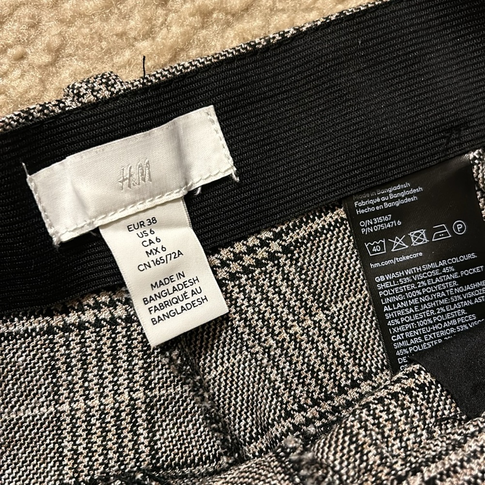 H&M - Picture 2 of 5